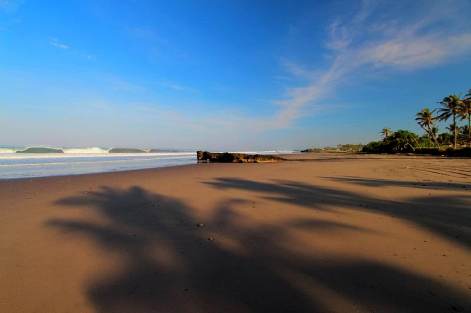 Amarta Beach Retreat By Nakula Tabanan  Ngoại thất bức ảnh